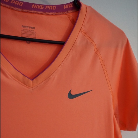 Nike Pro Training Shirt - Picture 2 of 2