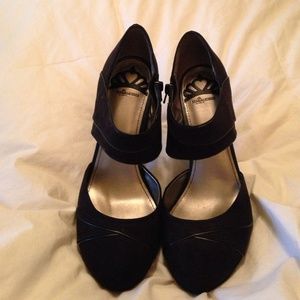 Fergalicious Black Heel by Fergie in size 9. New