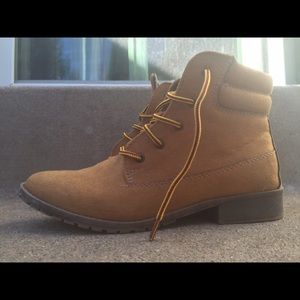 Tan boots