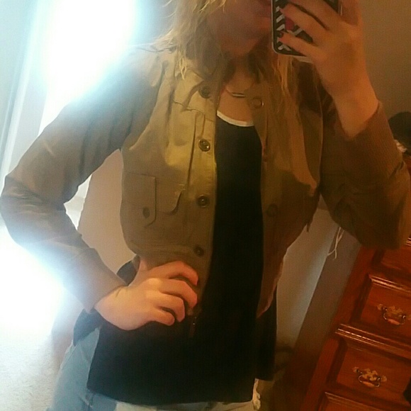 Tan Jacket - Picture 4 of 4