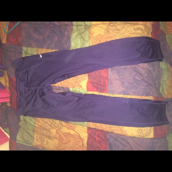 Nike dri fit leggings