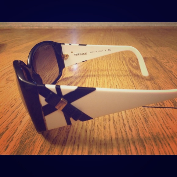 Final price drop! Authentic Versace Sunglasses