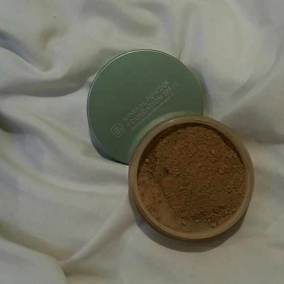 Arbonne Mineral Powder Foundation