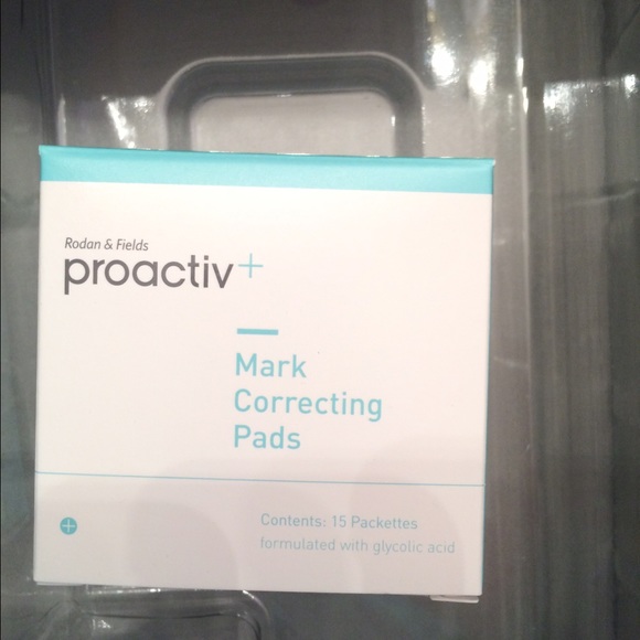Proactiv - Picture 2 of 4