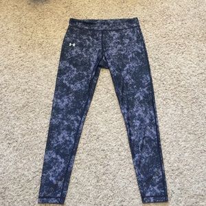 Under Armour Heat Gear Tights - Size Large