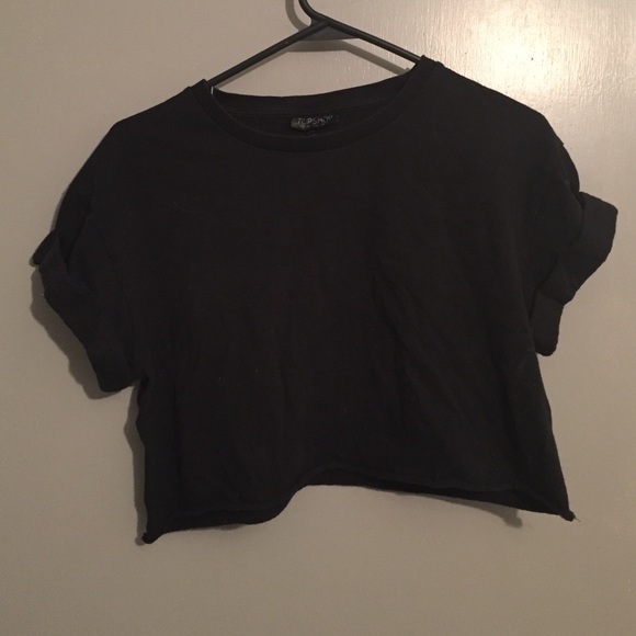 Black Top Shop crop top