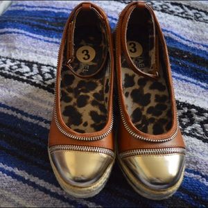 MICHAEL Michael Kors Brown and Gold Tipped Wedges