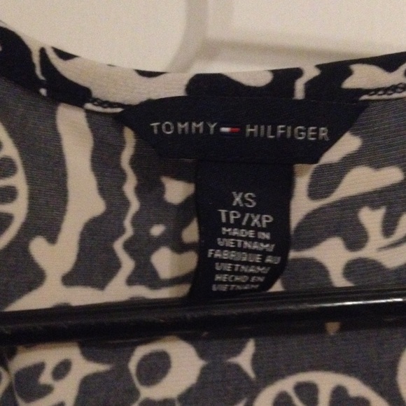 Silky Wrap dress - Picture 2 of 4