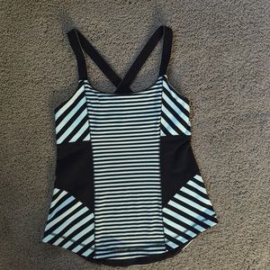Lulu workout top!