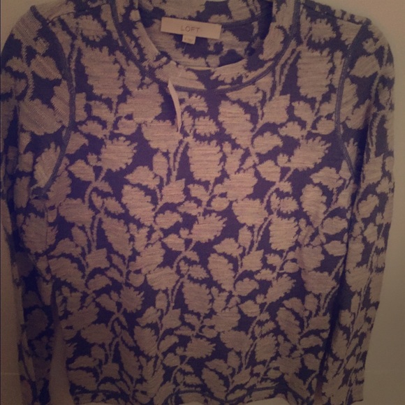 NWT LOFT crew neck sweater