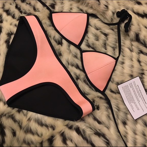 Triangl Bikini size small