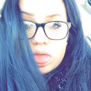 Meet your Posher, Michaela