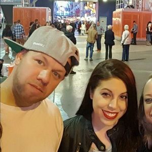 Meet your Posher, Crystal