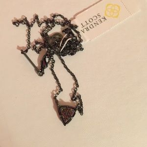 Kendra Scott perry necklace