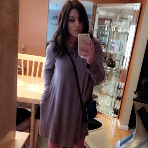 ππ»Meet your Posher, Danielle! - Picture 3 of 3