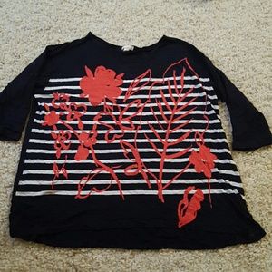 Dark blue flower and stripes 3/4 length sleeved T