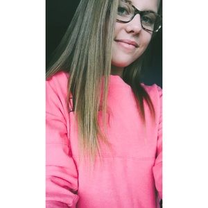 Meet your Posher, Abby