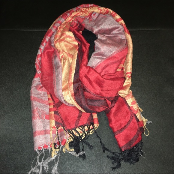 Multi color scarf