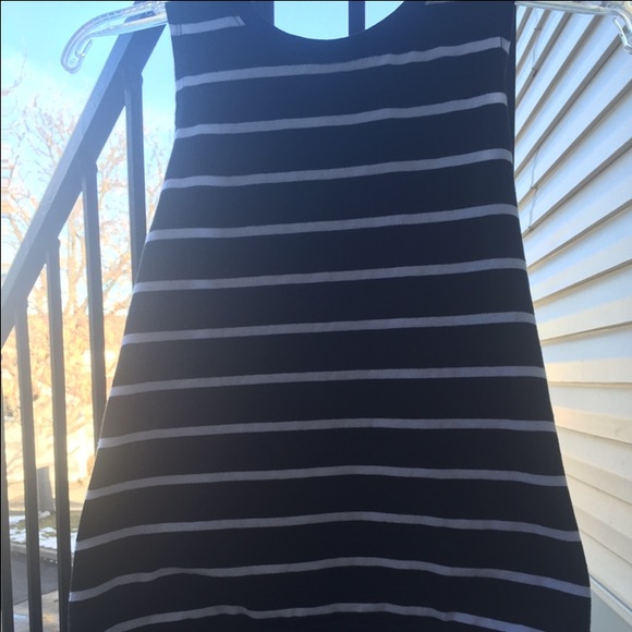 Striped muscle tee