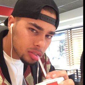 Meet your Posher, Kimmy