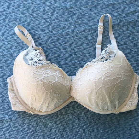 Victoria's Secret cream lace push up bra 36 C