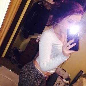 Meet your Posher, Becca