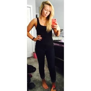 Meet your Posher, Kayla