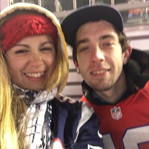 Meet your Posher, Caitlyn