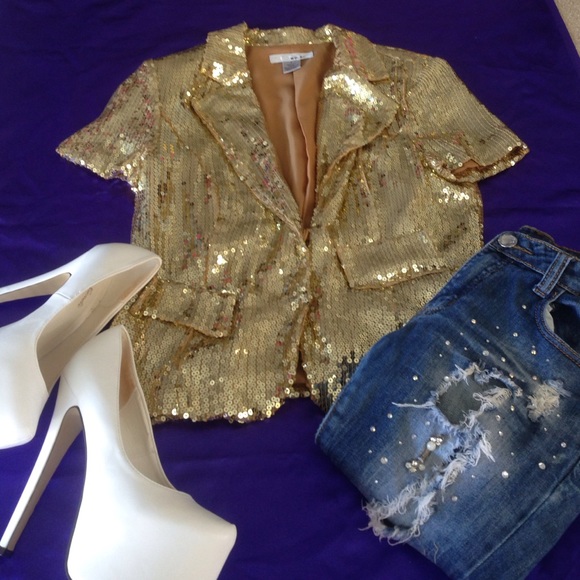 Golden sequence vest