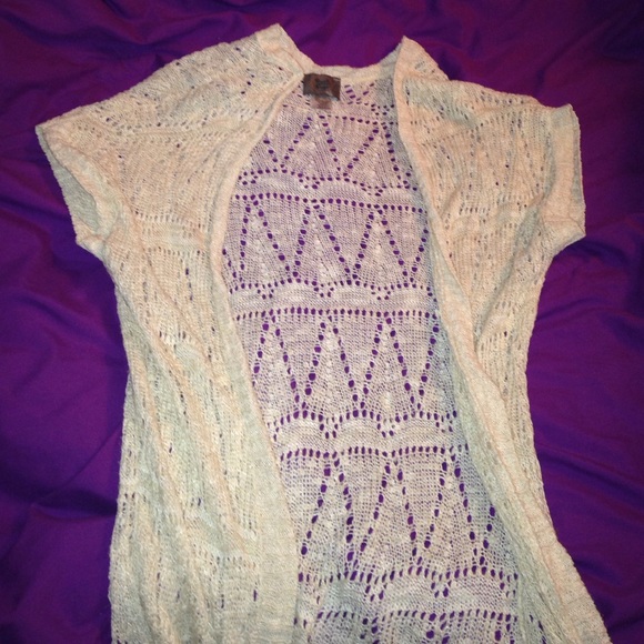 Beige Short sleeve cardigan
