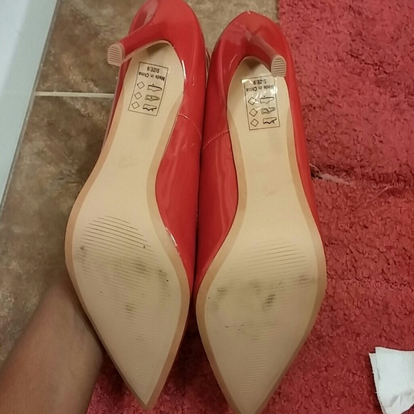 Red Pumps - Picture 2 of 3