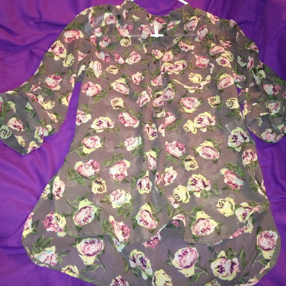 Floral button blouse