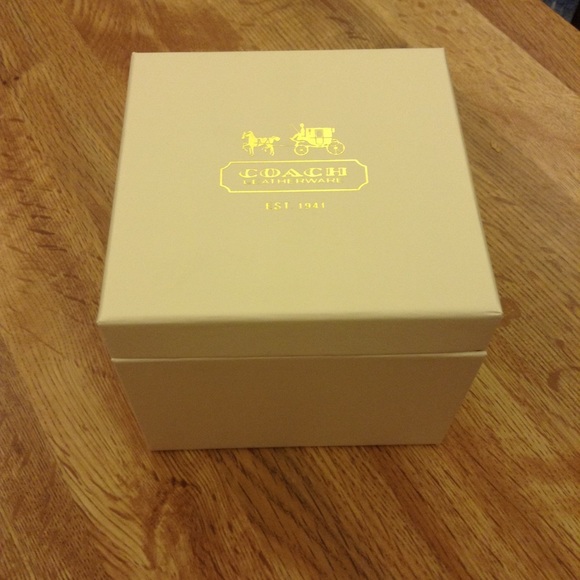 Coach watch box feel free to make a offer