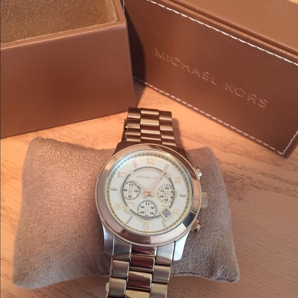 Michael Kors Oversized Gold-Toned Watch