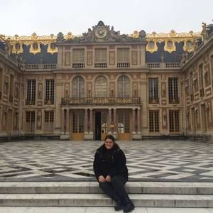 Meet your Posher, Angela