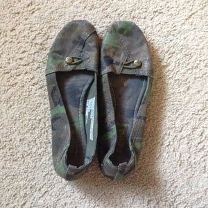 Shimmery Camo-Print Canvas Shoes