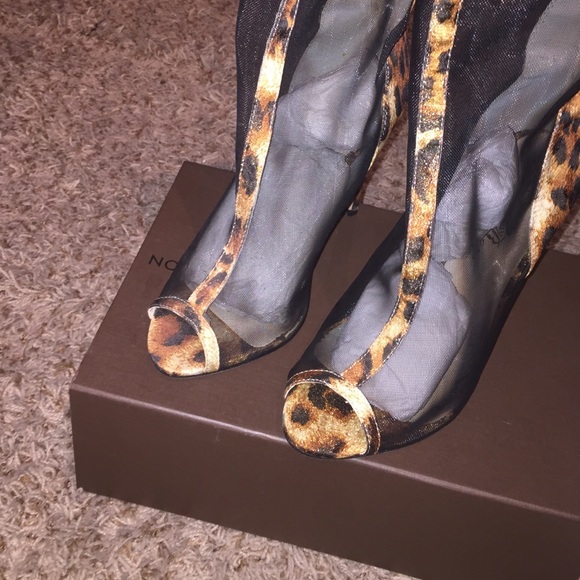 Heels - leopard with mesh panel . Never worn .