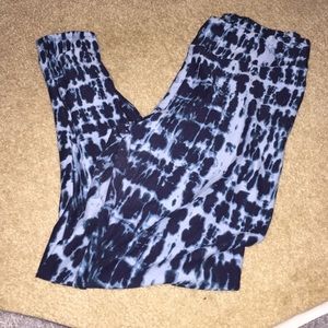 Soft leggings with yoga waist band