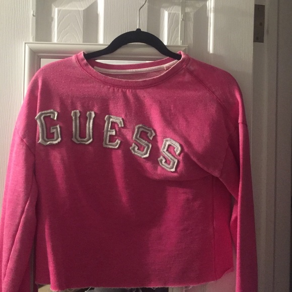 Guess sweatshirt