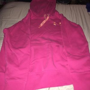 Medium under armour sweatshirt