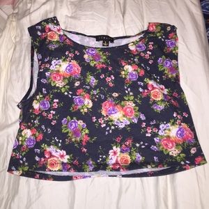 Floral crop top!