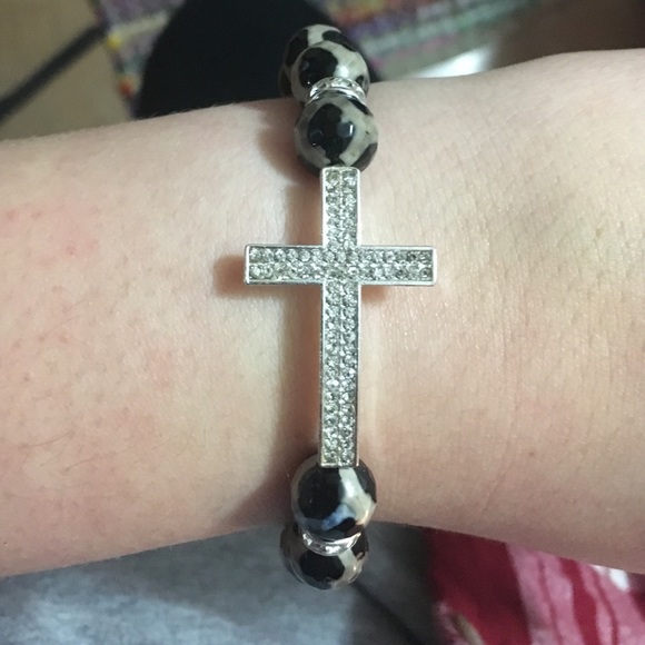 NEVER BEEN WORN cheetah bead stretch bracelet!! - Picture 1 of 3