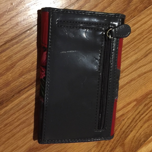 Liz Claiborne small wallet - Picture 2 of 4