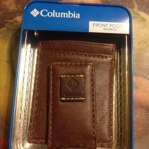 NWT Columbia mens wallet