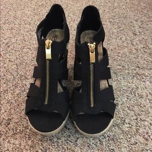 Merona black wedges size 8 never worn