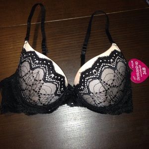 Demi push up bra