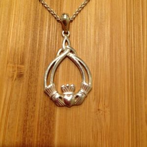 Solvar Sterling Silver Irish Necklace