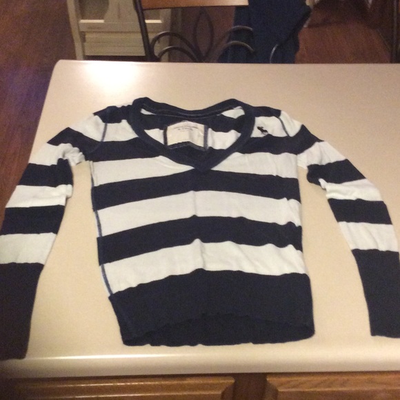 Abercrombie and Fitch V-neck Sweater