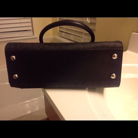 Michael Kors purse TRADED - Picture 3 of 4