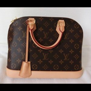 ‼️SOLD‼️👍🏼Louis Vuitton Alma pm monogram leather
